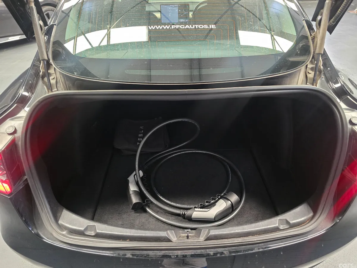 Tesla Model 3 Saloon, Electric, 2020, Black