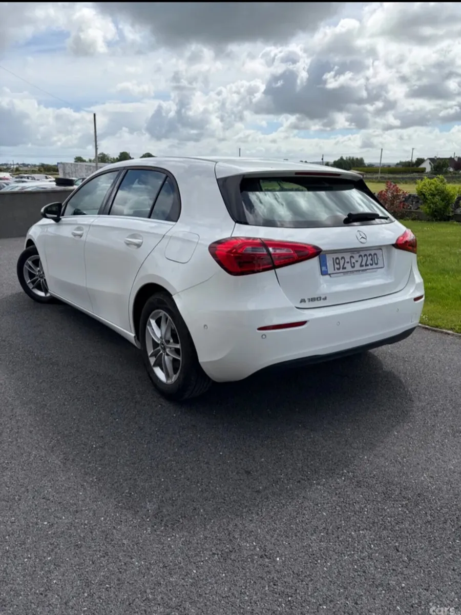 Mercedes-Benz A-Class Hatchback, Diesel, 2019, White