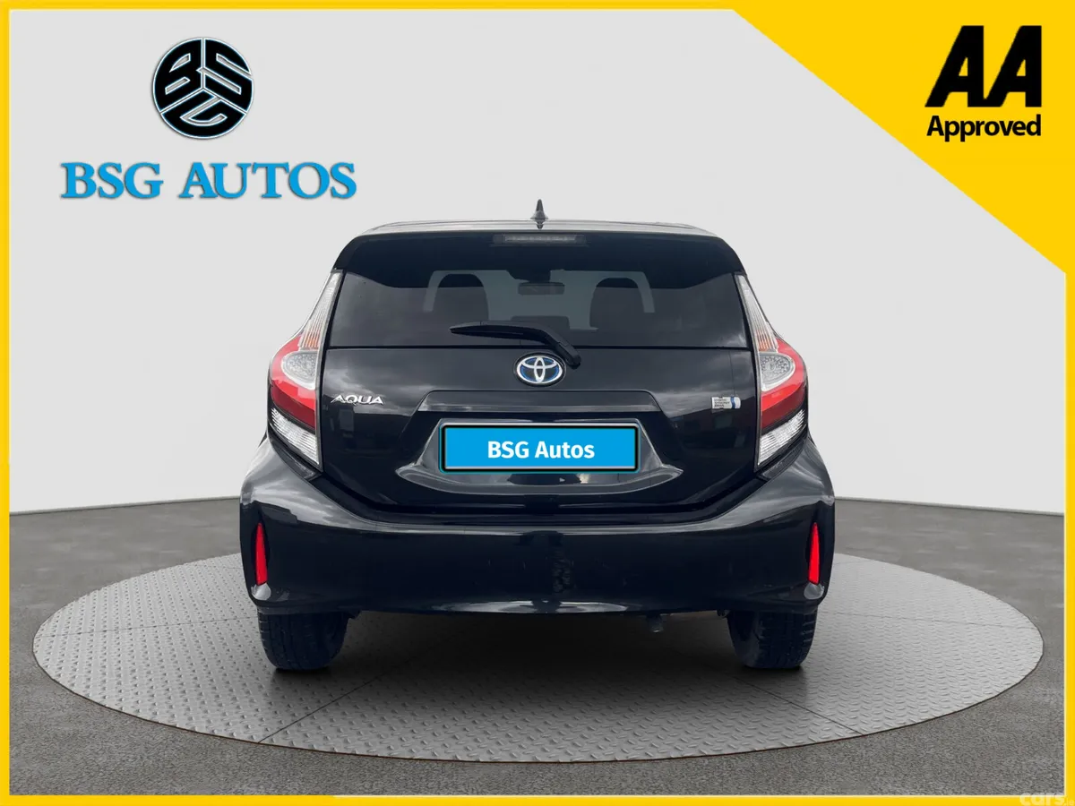 Toyota Aqua Hatchback, Petrol Hybrid, 2018, Black