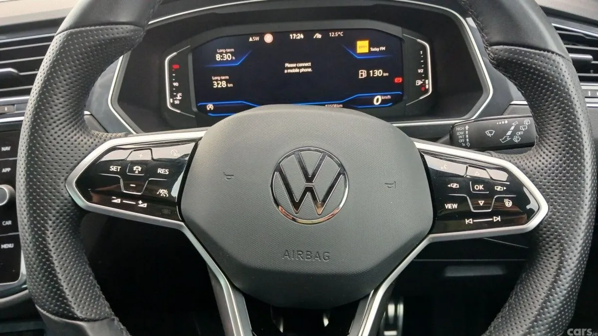 Volkswagen Tiguan SUV, Diesel, 2023, Blue