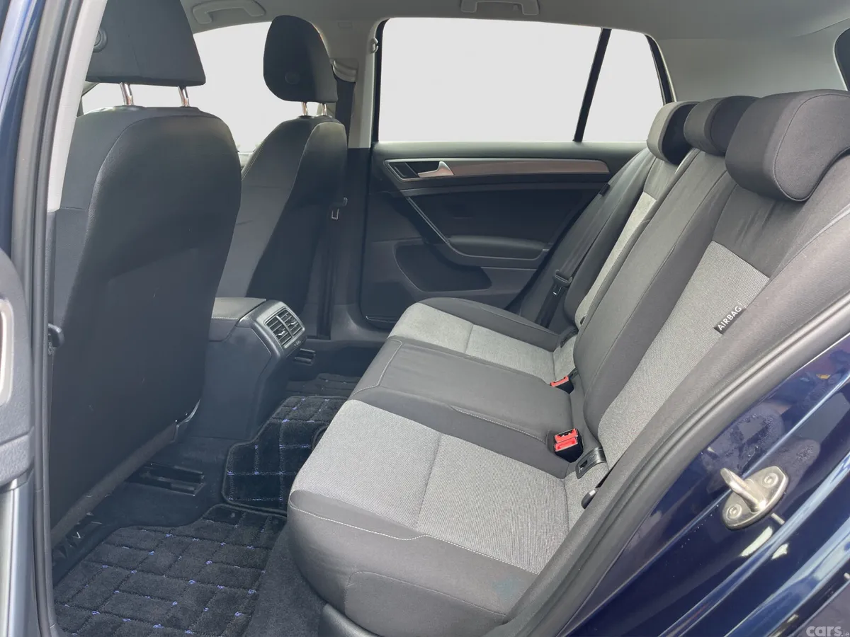 Volkswagen Golf Hatchback, Petrol, 2015, Blue