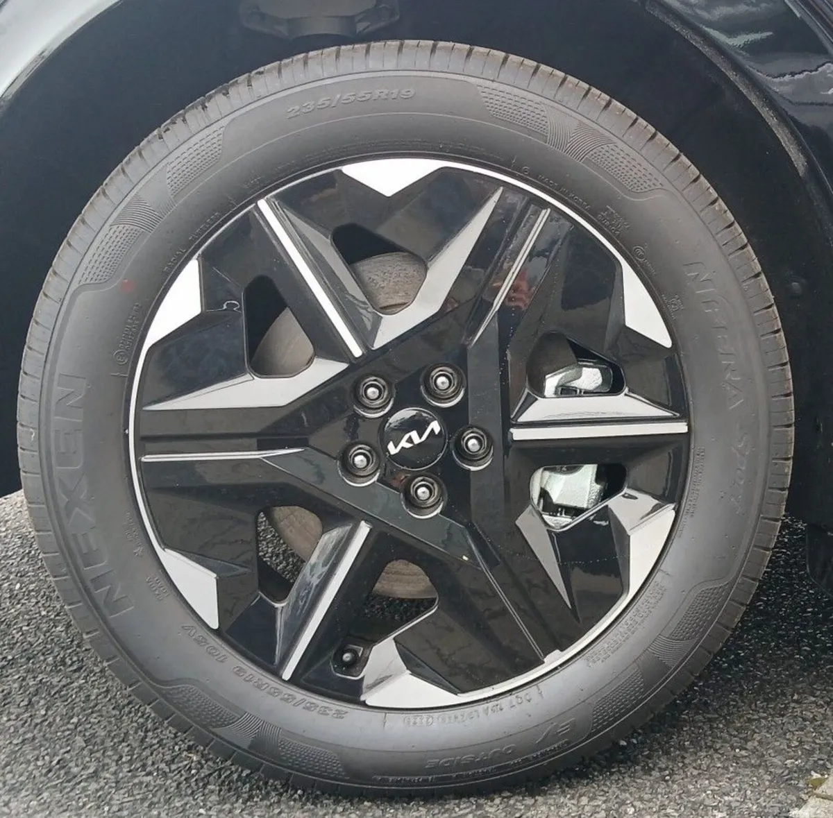 Kia EV6 MPV, Electric, 2026, Grey