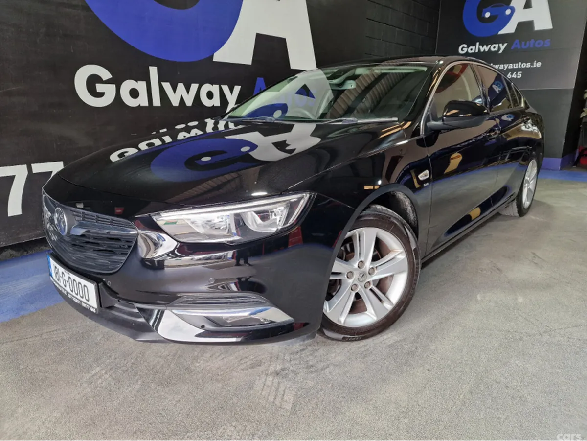 Opel Insignia Hatchback, Diesel, 2018, Black
