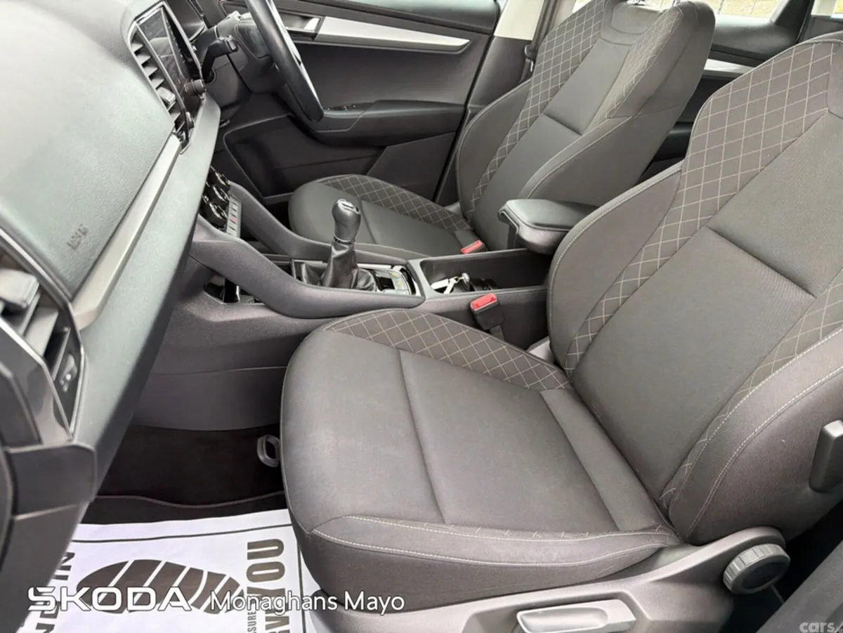 Skoda Karoq Estate, Petrol, 2021, Grey