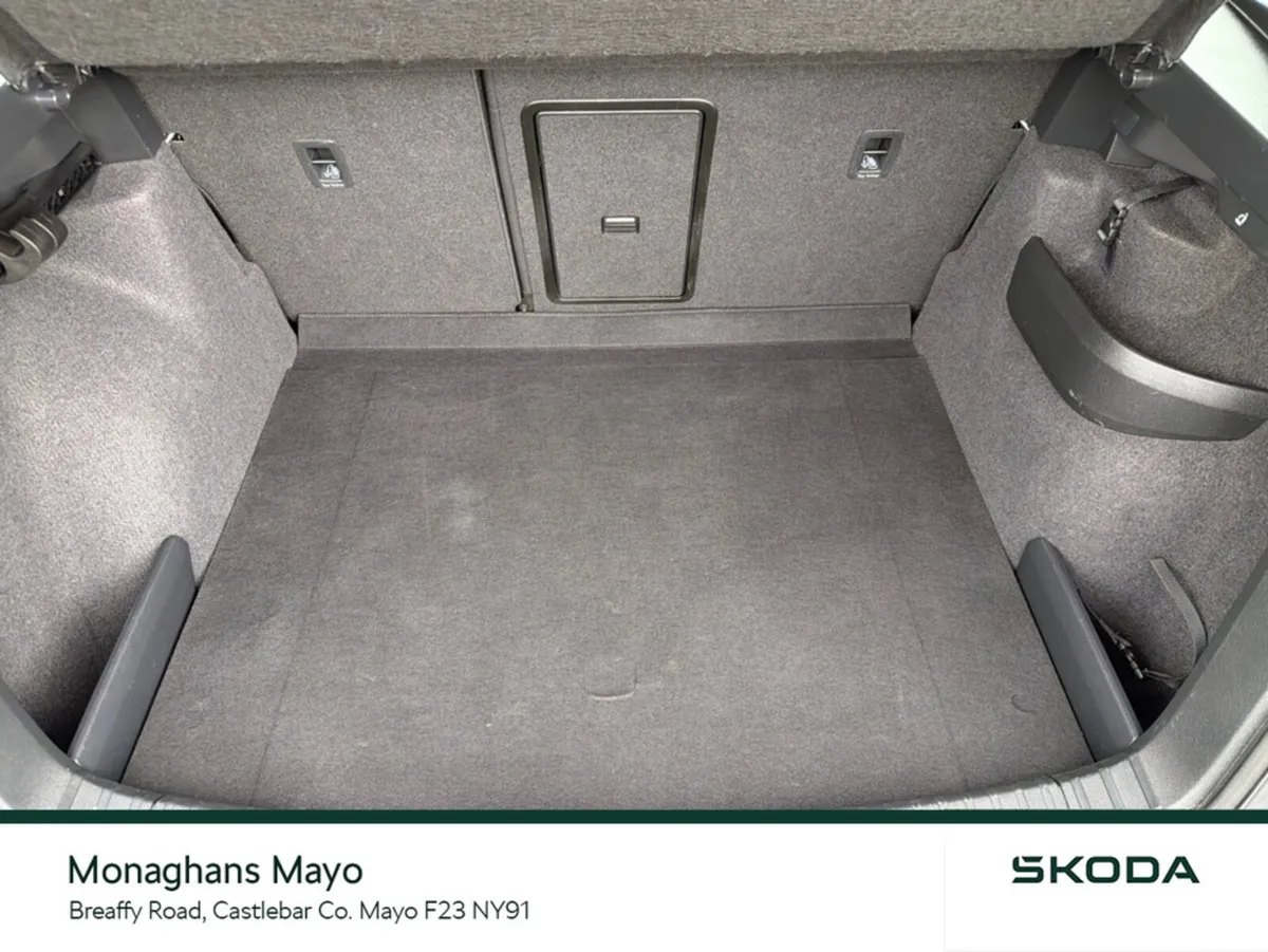 Skoda Karoq Estate, Petrol, 2021, Grey