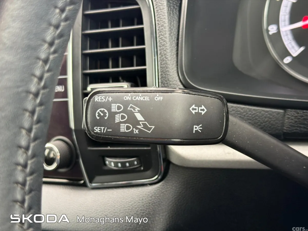 Skoda Karoq Estate, Petrol, 2021, Grey
