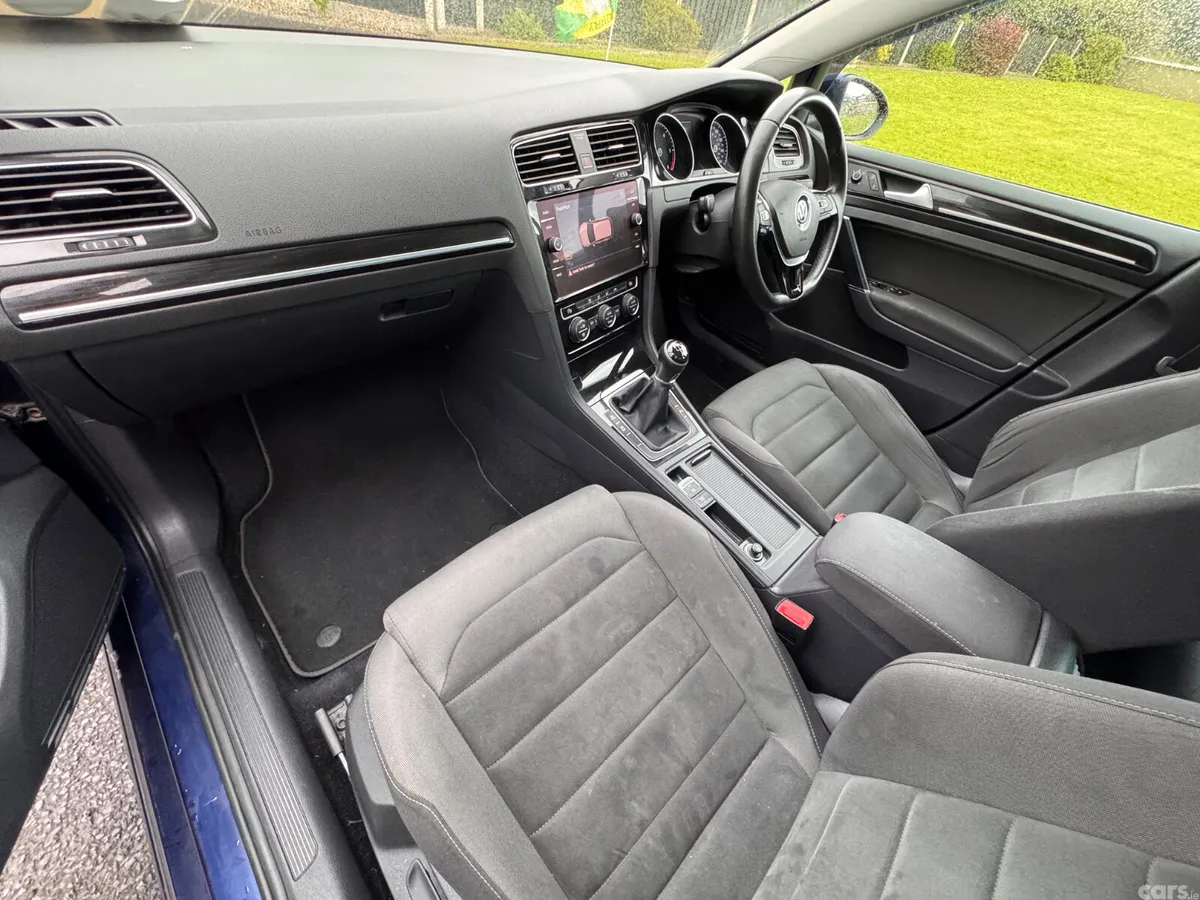 Volkswagen Golf Hatchback, Diesel, 2017, Blue