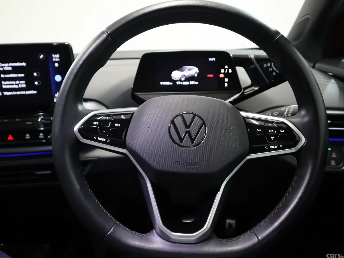 Volkswagen ID.4 Estate, Electric, 2023, Red