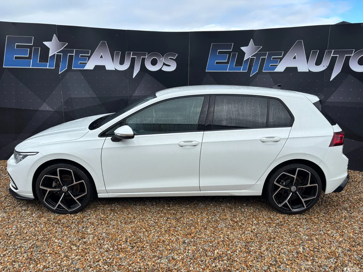 Volkswagen Golf Hatchback, Diesel, 2023, White