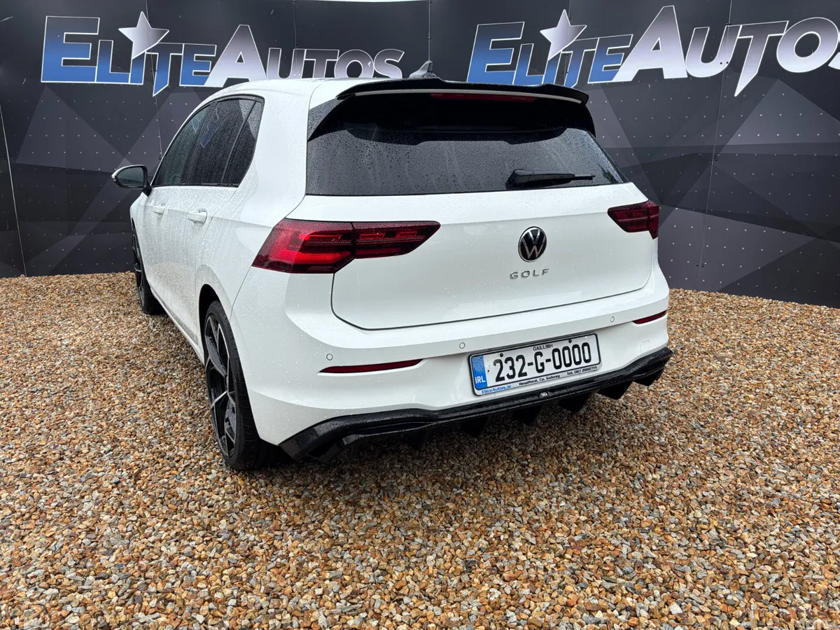 Volkswagen Golf Hatchback, Diesel, 2023, White