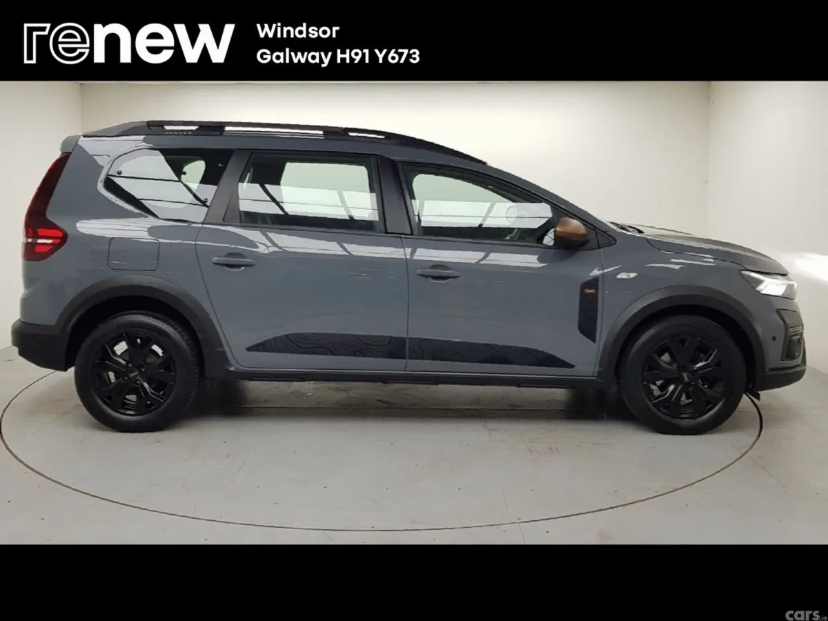 Dacia Jogger MPV, Petrol, 2024, Grey