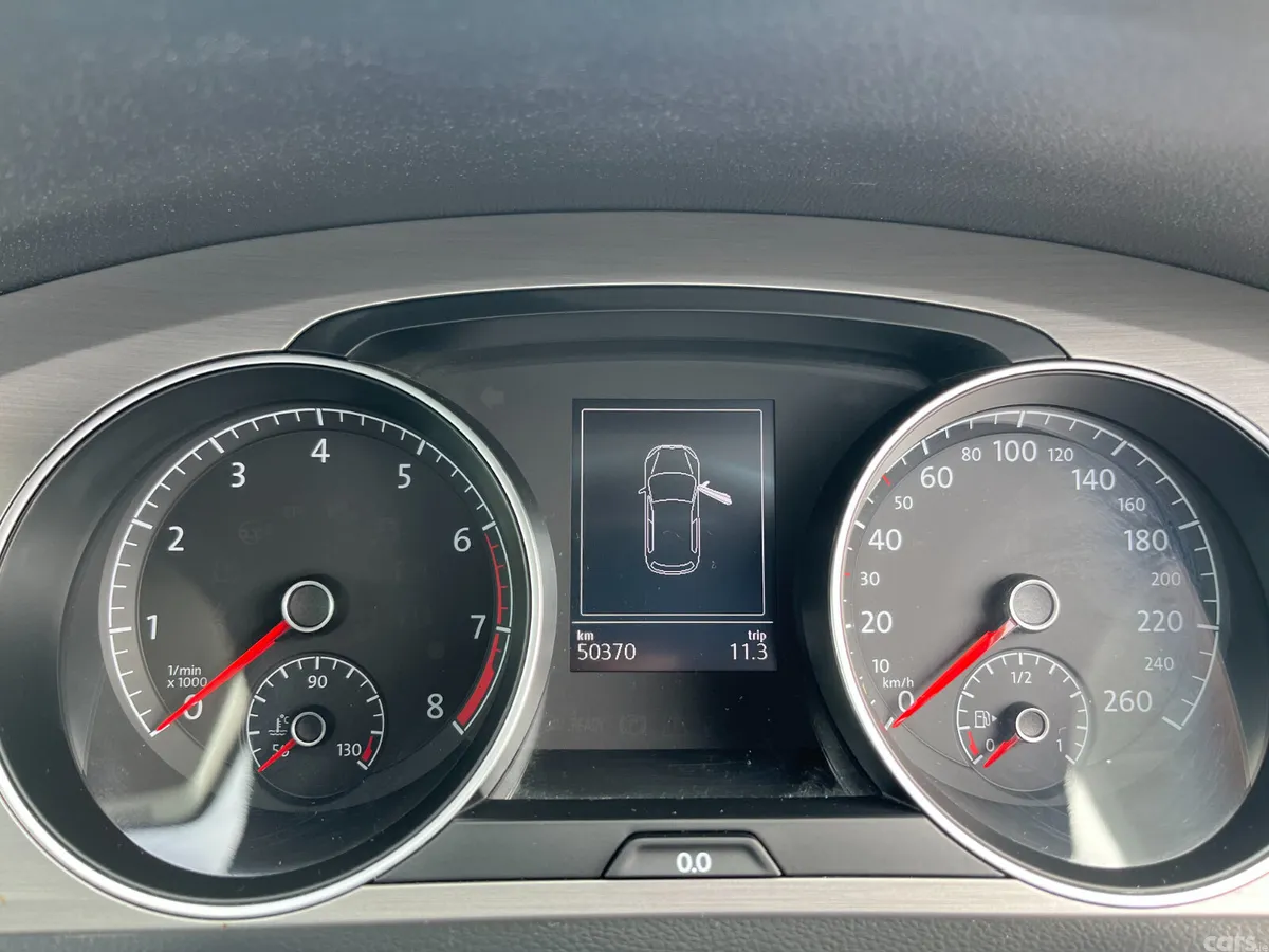 Volkswagen Golf Hatchback, Petrol, 2016, Red