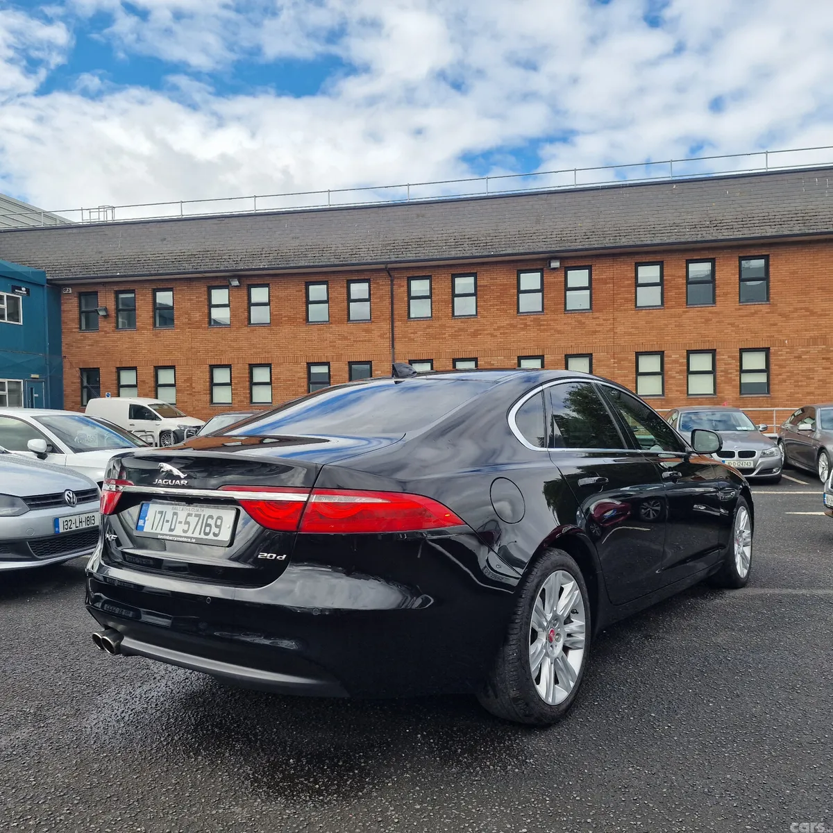 Jaguar XF Saloon, Diesel, 2017, Black