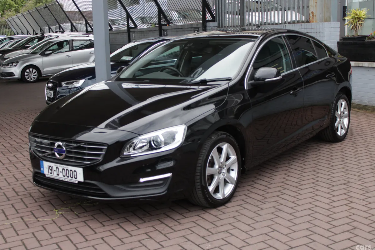Volvo S60 Saloon, Diesel, 2019, Black