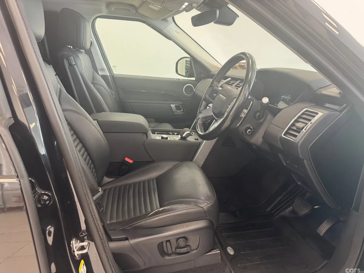 Land Rover Discovery SUV, Diesel, 2021, Black