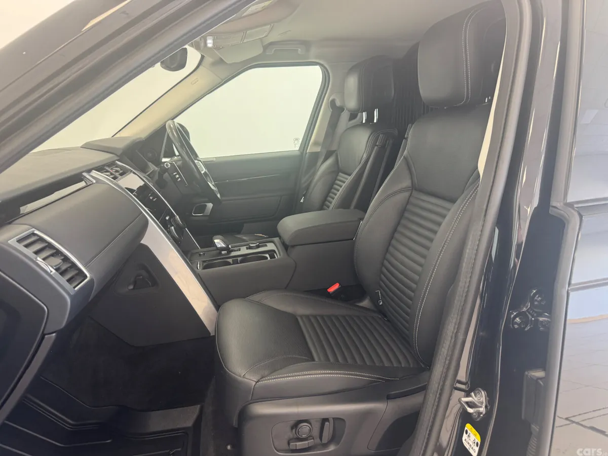 Land Rover Discovery SUV, Diesel, 2021, Black