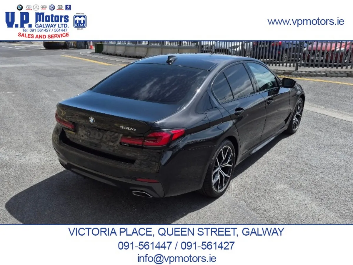 BMW 5-Series Saloon, Petrol Plug-in Hybrid, 2020, Black