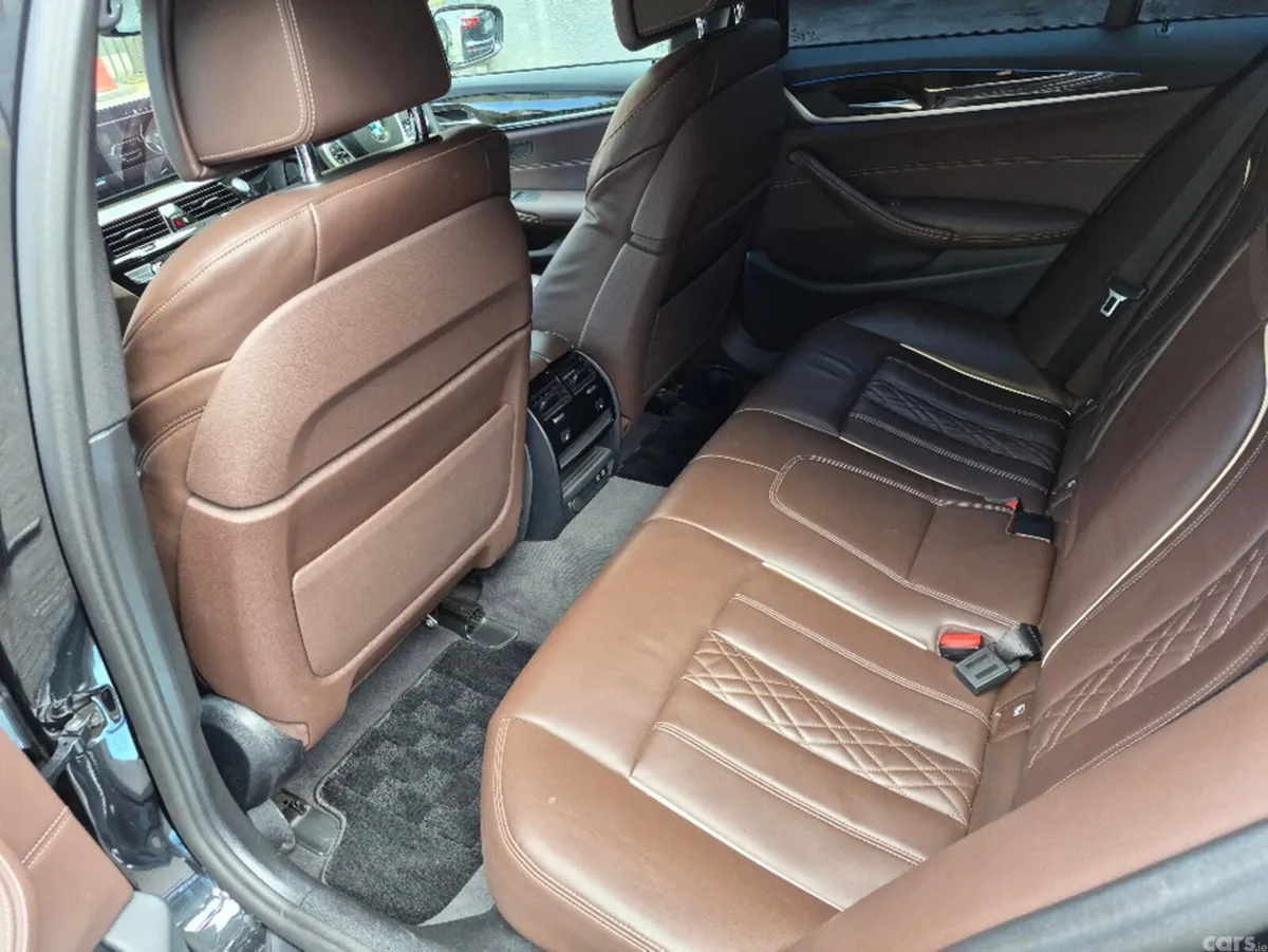 BMW 5-Series Saloon, Petrol Plug-in Hybrid, 2020, Black
