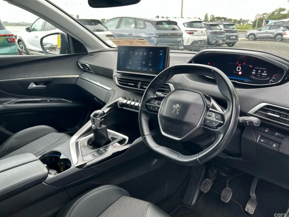 Peugeot 3008 MPV, Diesel, 2021, Grey
