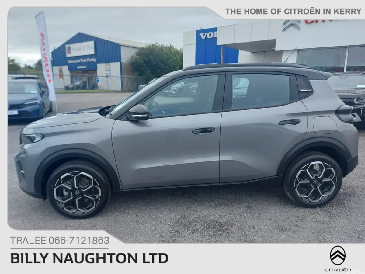 Citroen C3 Hatchback, Petrol, 2027, Blue