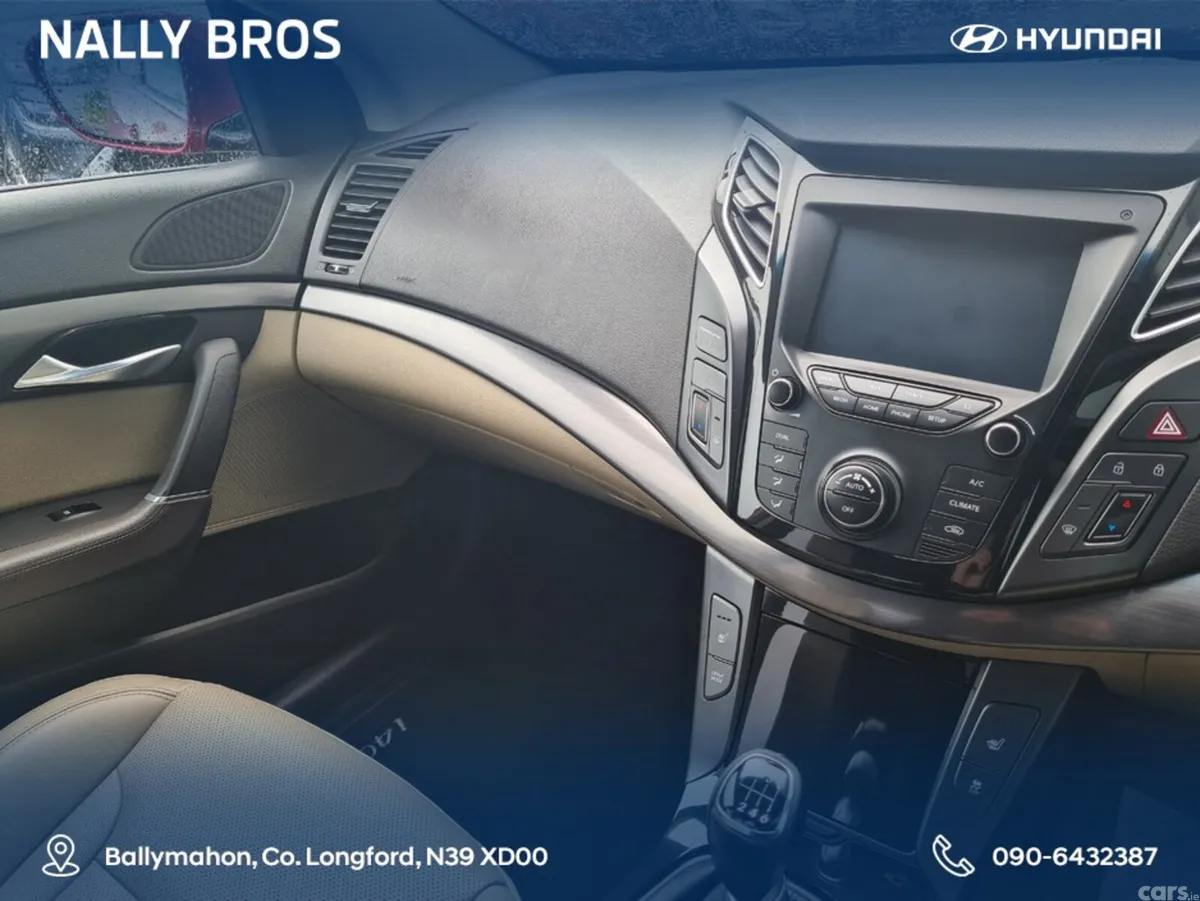 Hyundai i40 Saloon, Diesel, 2019, Red