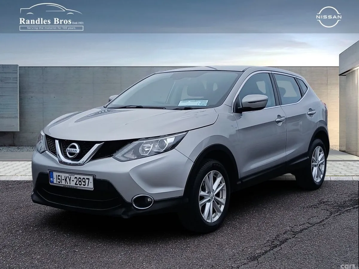 Nissan Qashqai Hatchback, Diesel, 2015, Silver