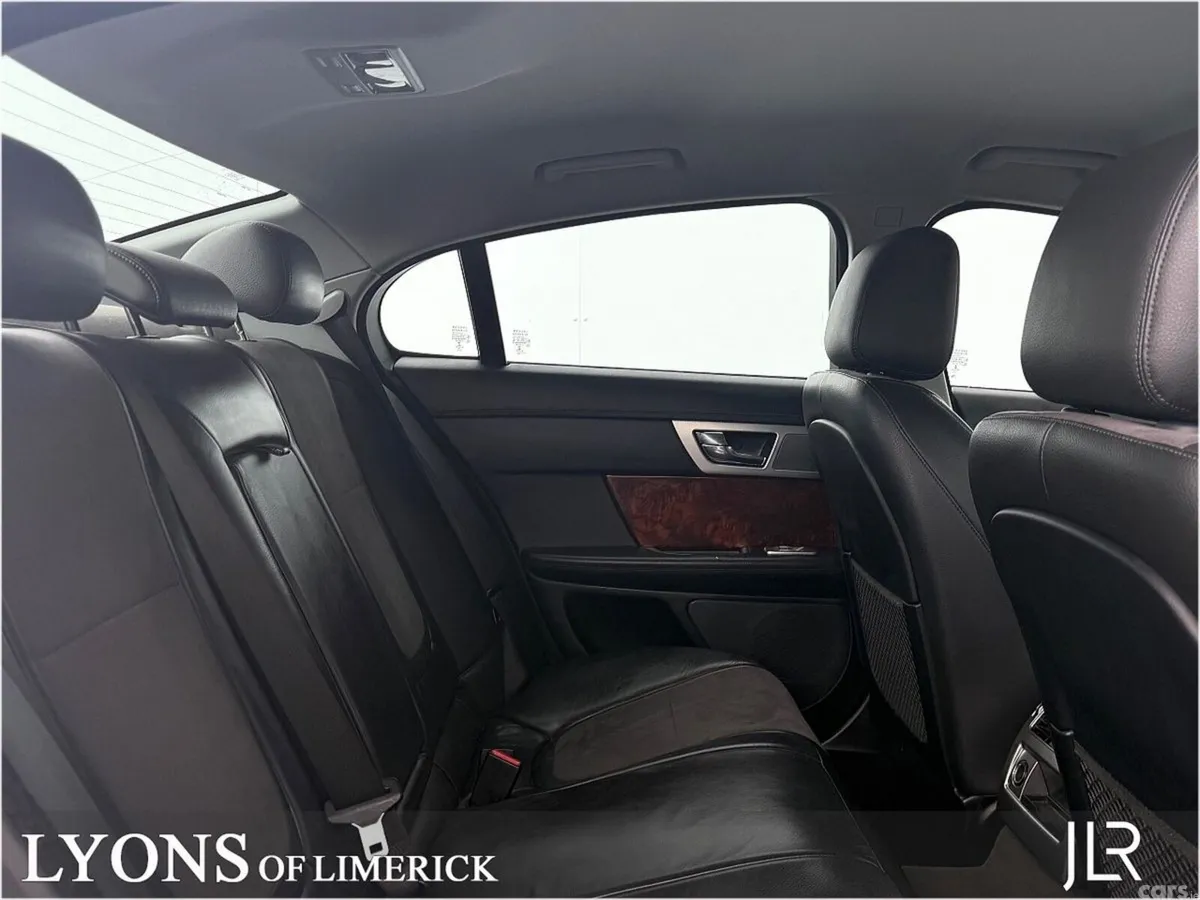 Jaguar XF Saloon, Diesel, 2013, Silver