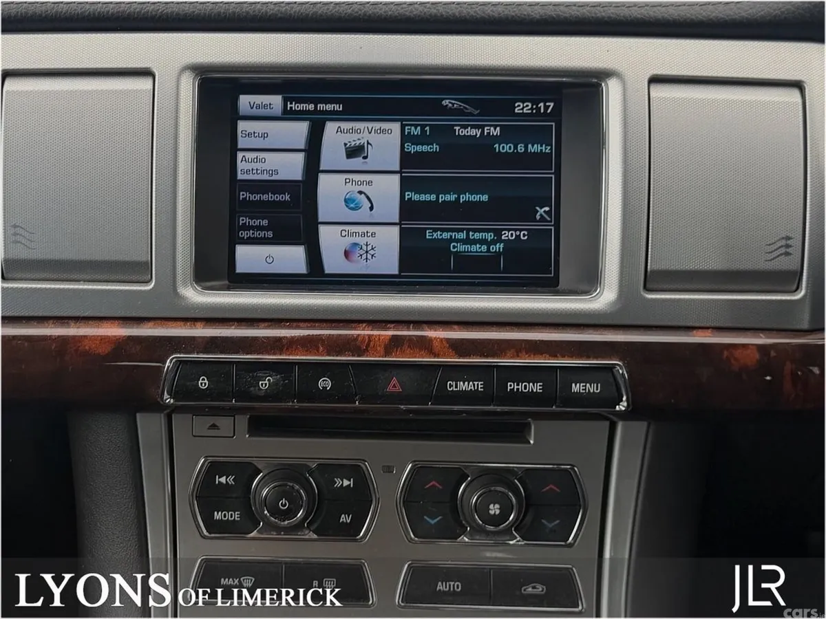 Jaguar XF Saloon, Diesel, 2013, Silver
