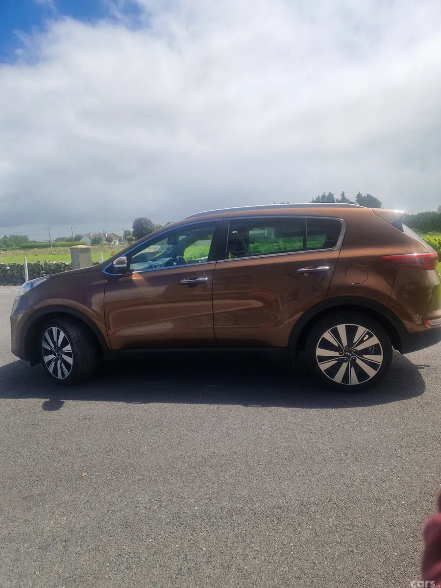 Kia Sportage SUV, Diesel, 2017, Brown