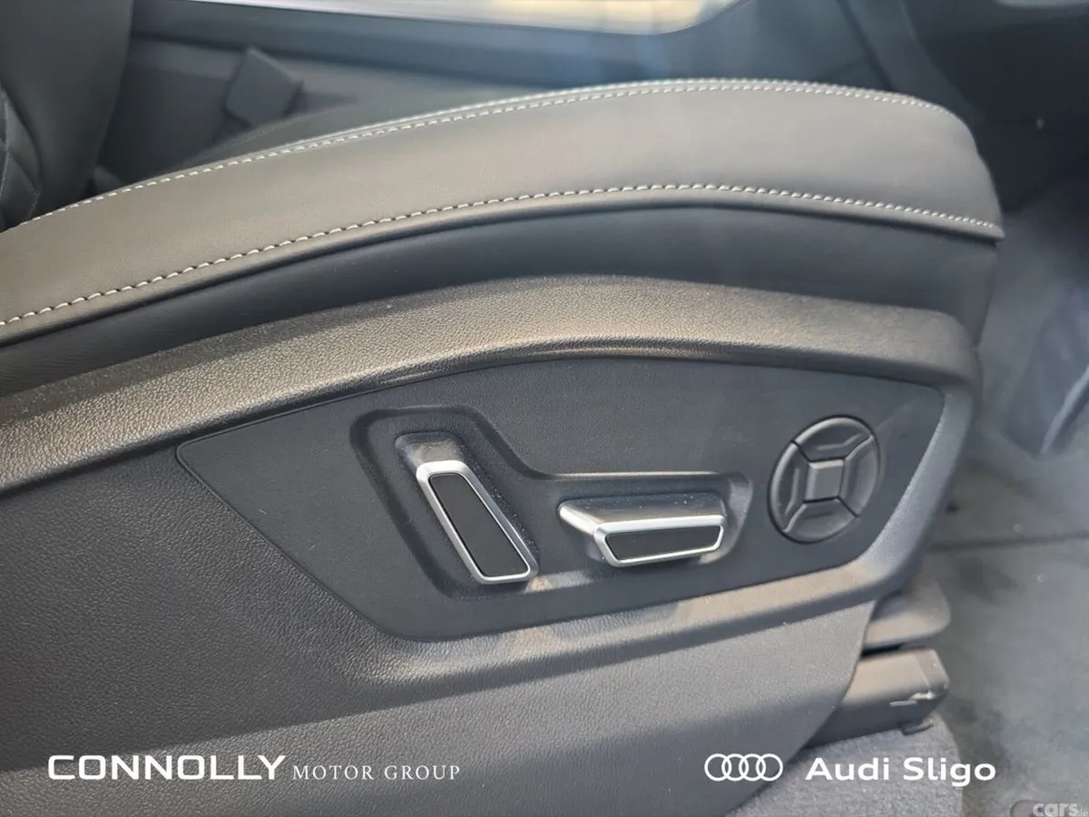 Audi Q7 SUV, Petrol Plug-in Hybrid, 2027, Grey