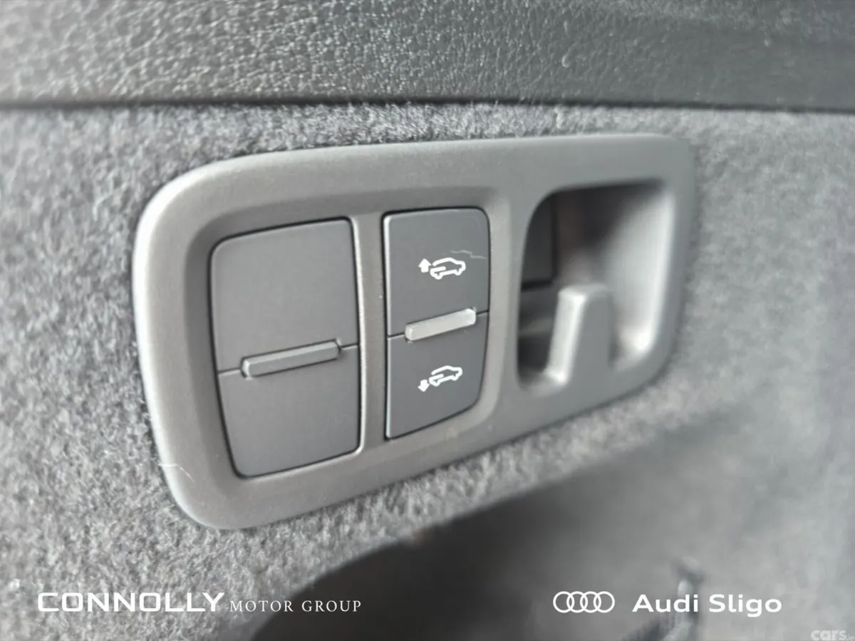 Audi Q7 SUV, Petrol Plug-in Hybrid, 2027, Grey