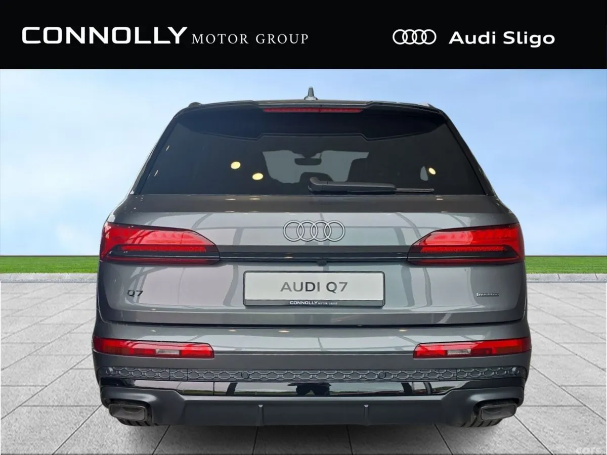 Audi Q7 SUV, Petrol Plug-in Hybrid, 2027, Grey