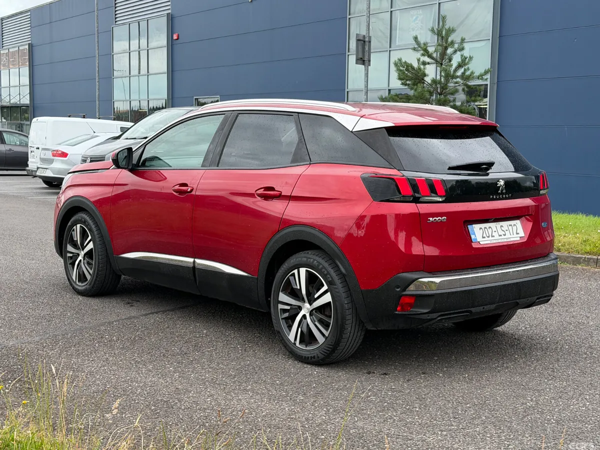 Peugeot 3008 MPV, Diesel, 2020, Red