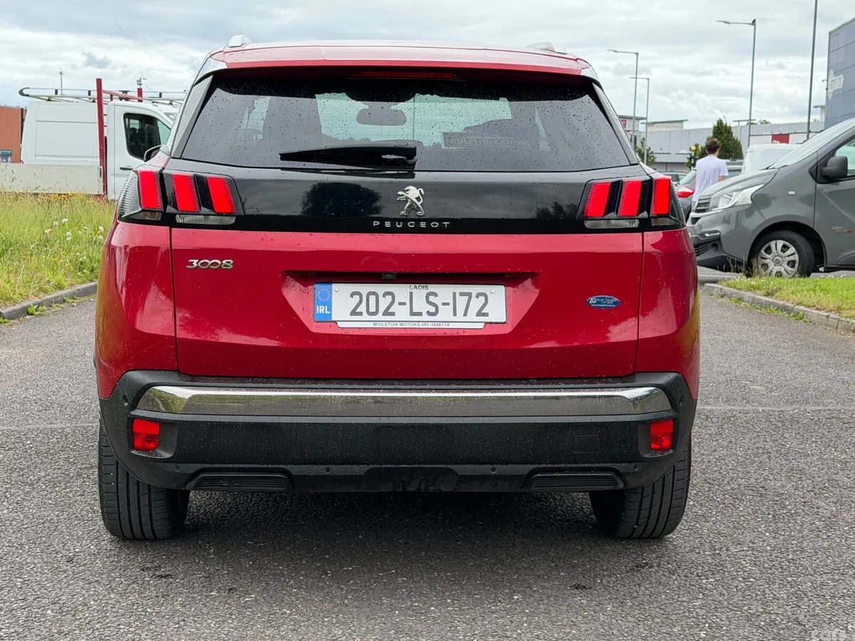 Peugeot 3008 MPV, Diesel, 2020, Red
