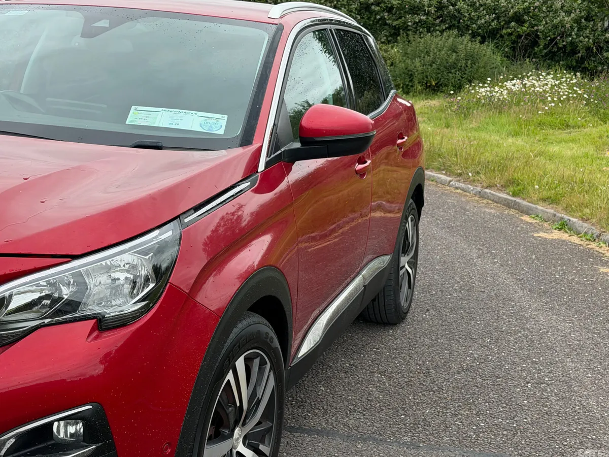 Peugeot 3008 MPV, Diesel, 2020, Red