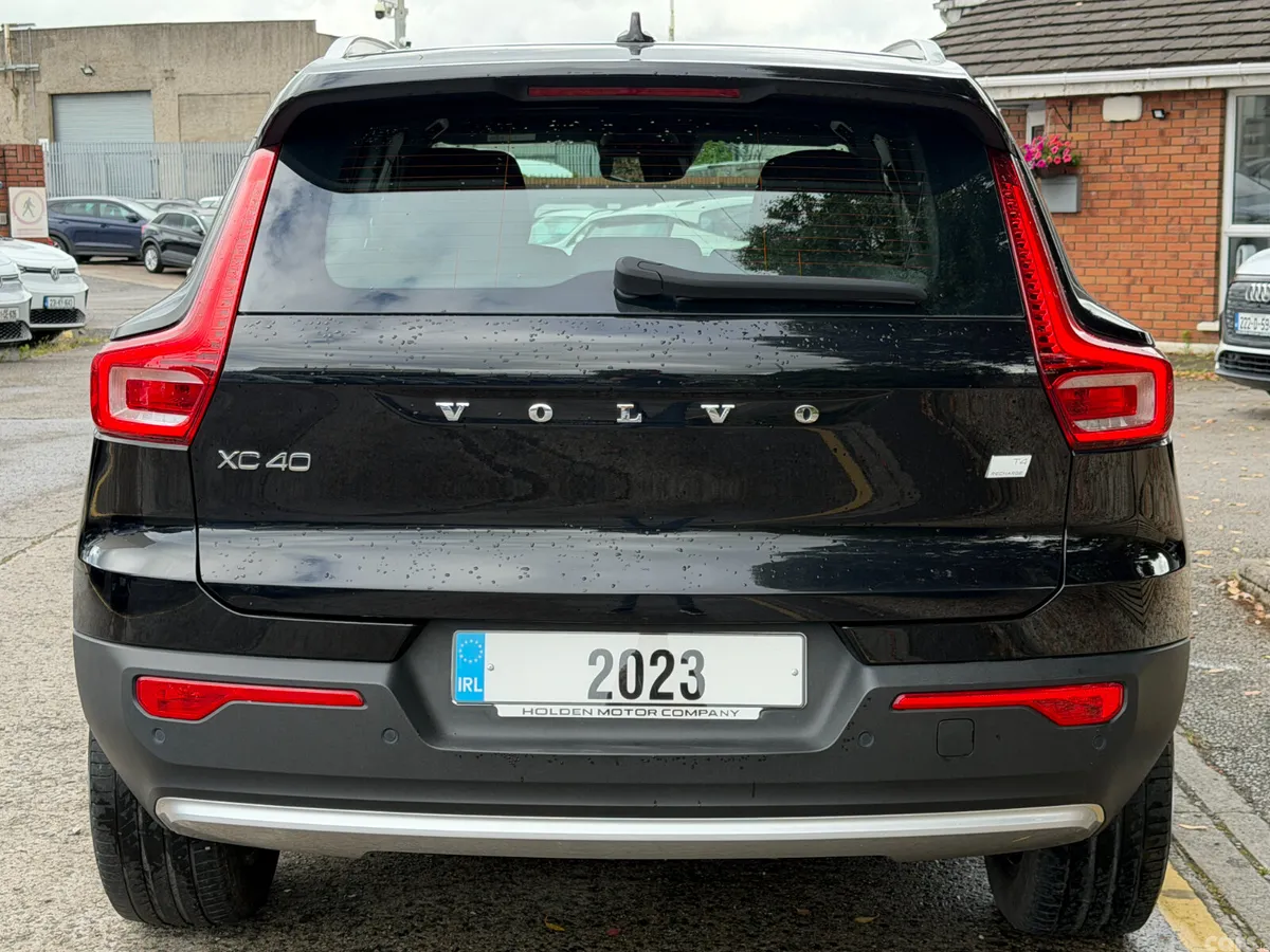 Volvo XC40 SUV, Petrol Plug-in Hybrid, 2023, Black