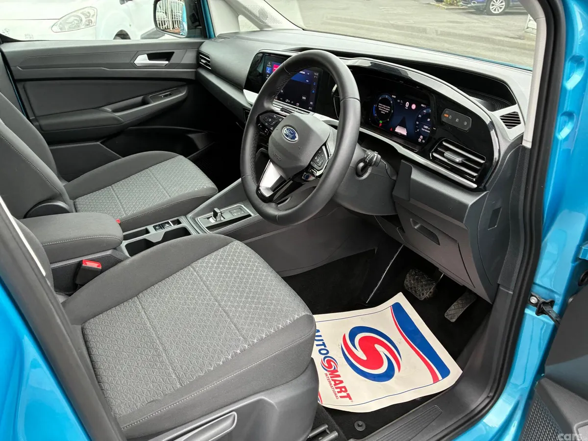 Ford Tourneo Connect MPV, Diesel, 2024, Blue