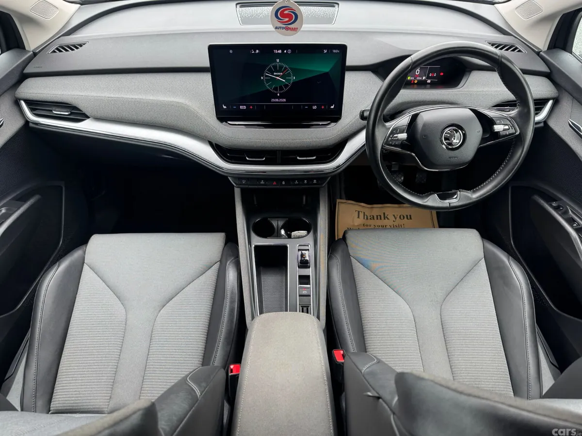 Skoda Enyaq Estate/Jeep, Electric, 2023, Black