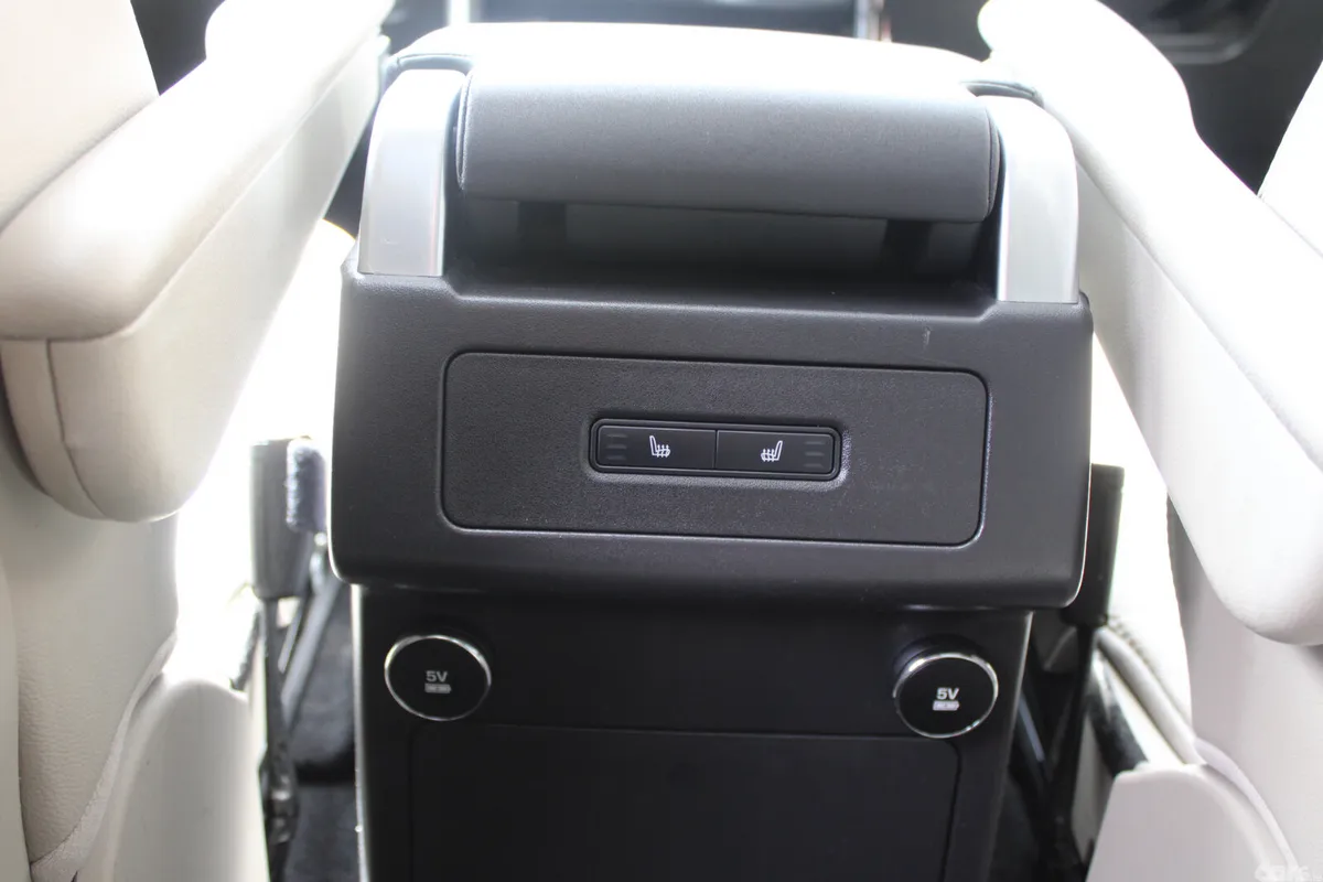 Land Rover Discovery SUV, Diesel, 2019, Black