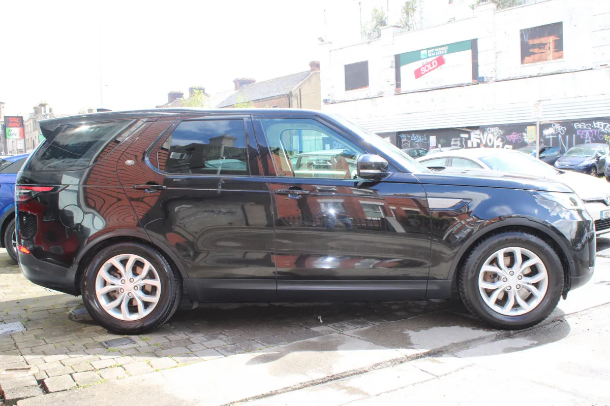 Land Rover Discovery SUV, Diesel, 2019, Black