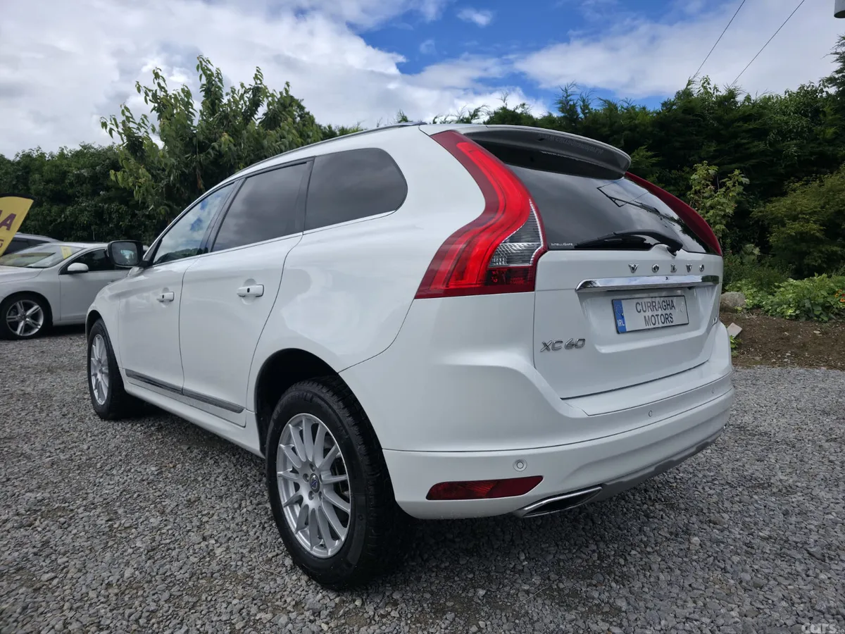 Volvo XC60 Estate, Diesel, 2016, White