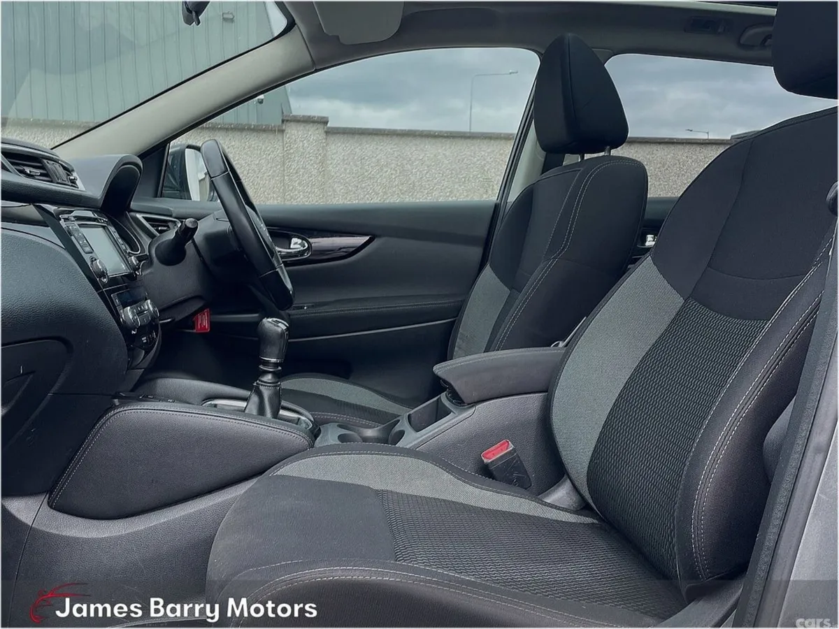 Nissan Qashqai MPV, Diesel, 2018, Grey