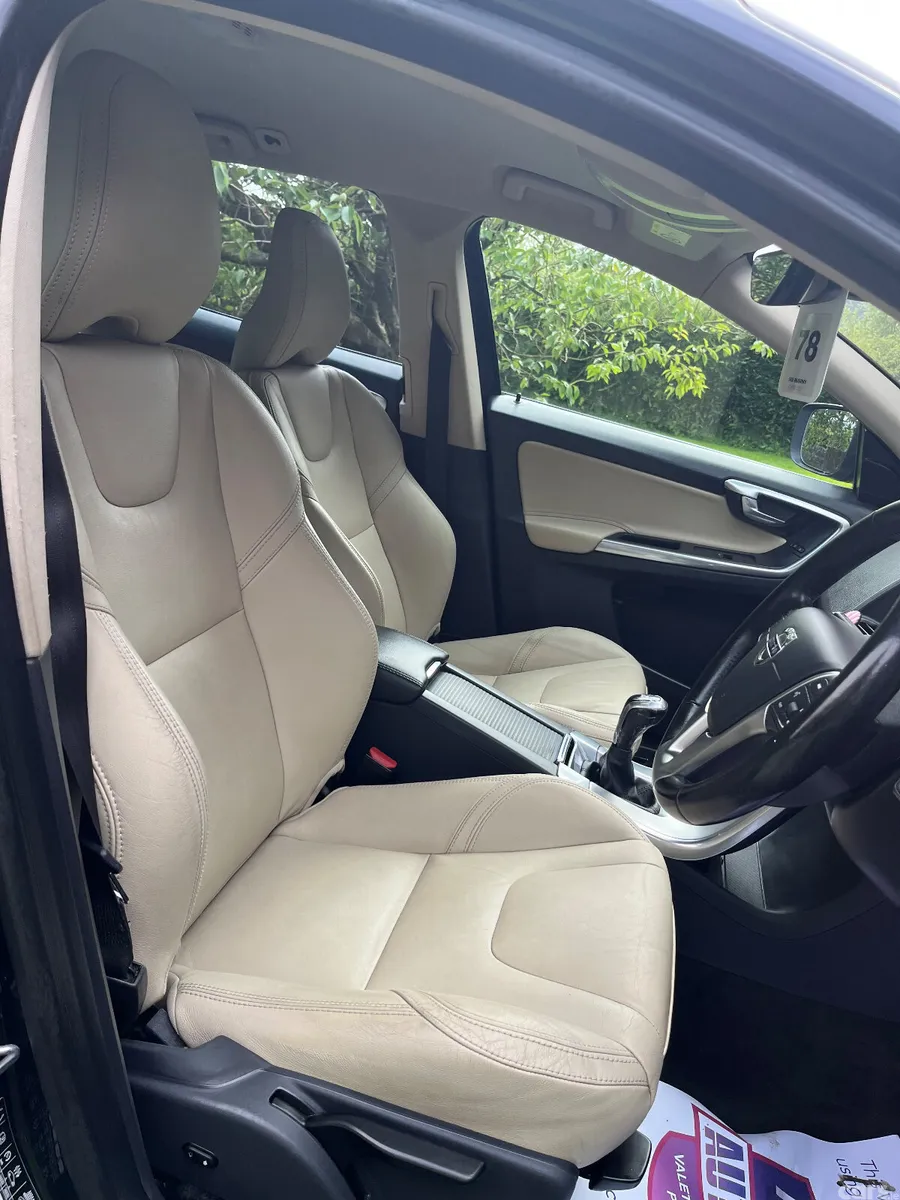 Volvo XC60 SUV, Diesel, 2017, Blue