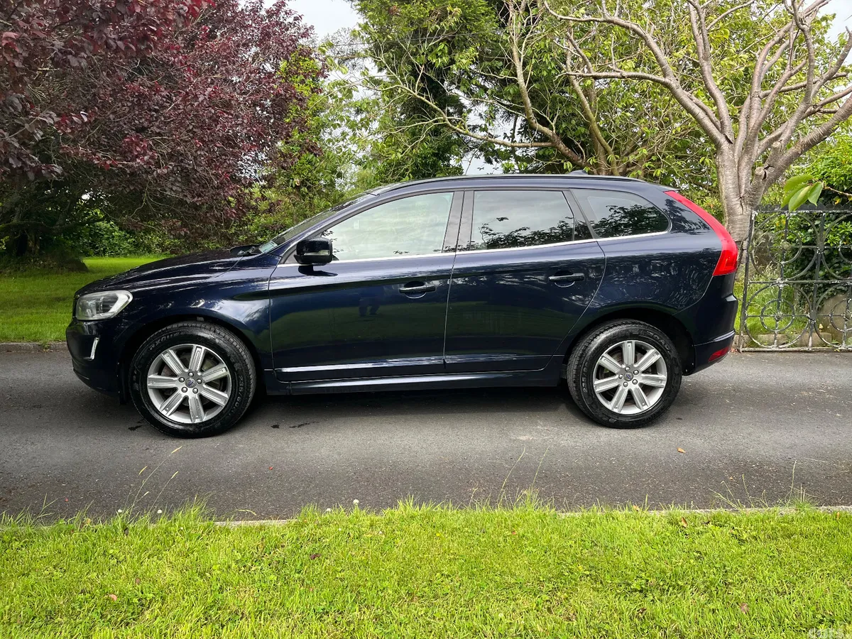 Volvo XC60 SUV, Diesel, 2017, Blue