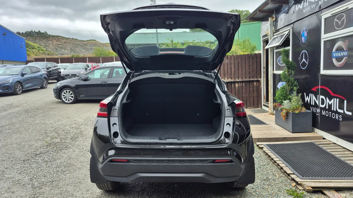 Nissan Juke SUV, Petrol, 2020, Black