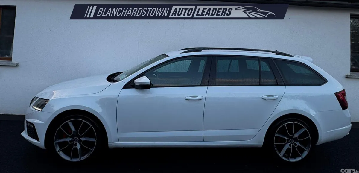 Skoda Octavia Estate, Diesel, 2017, White