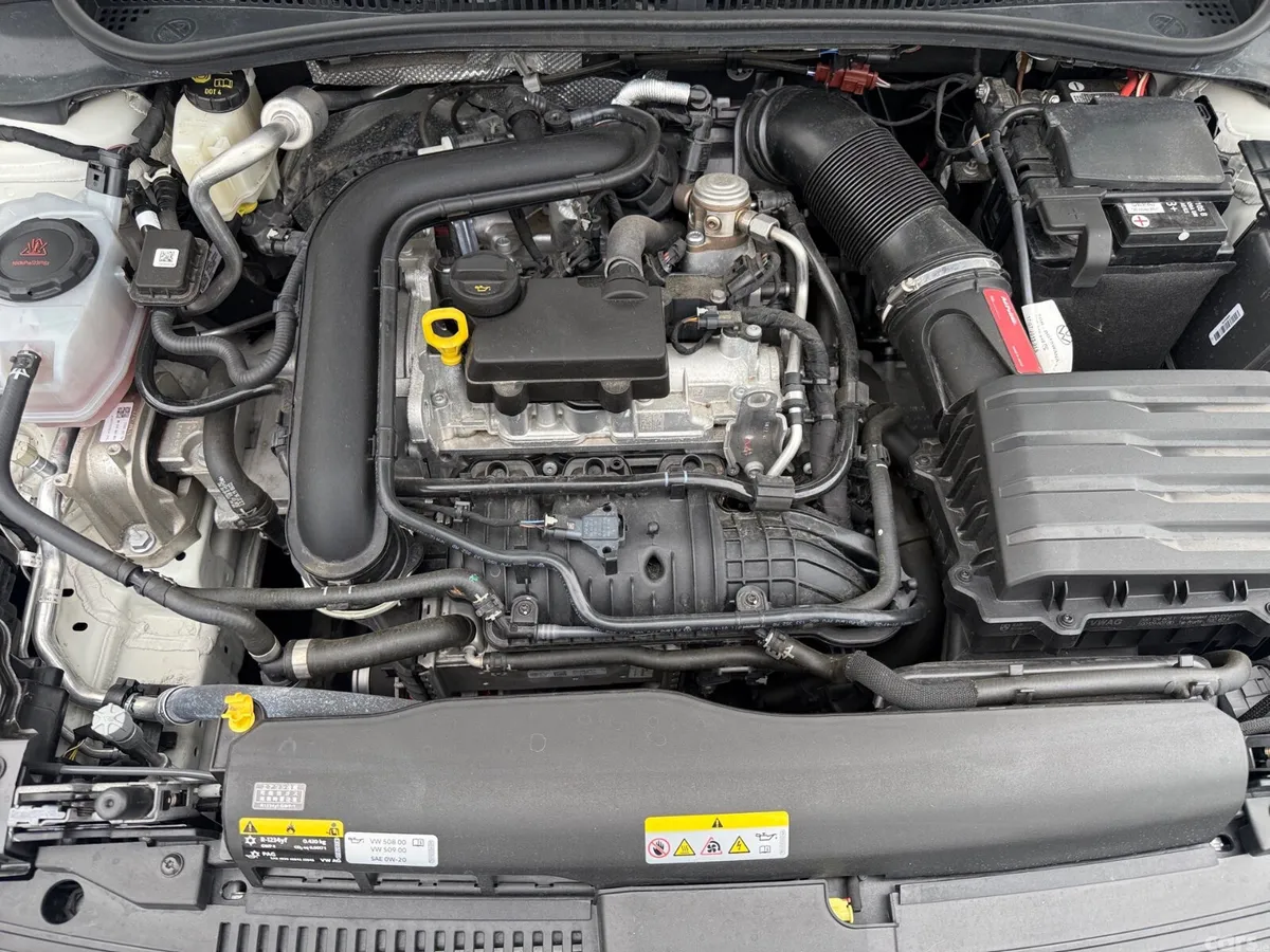 Volkswagen Polo Hatchback, Petrol, 2023, White