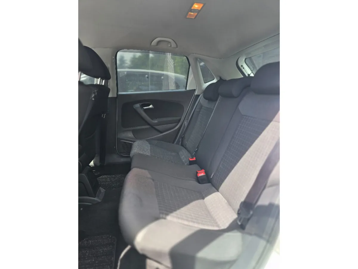Volkswagen Polo Hatchback, Petrol, 2017, White