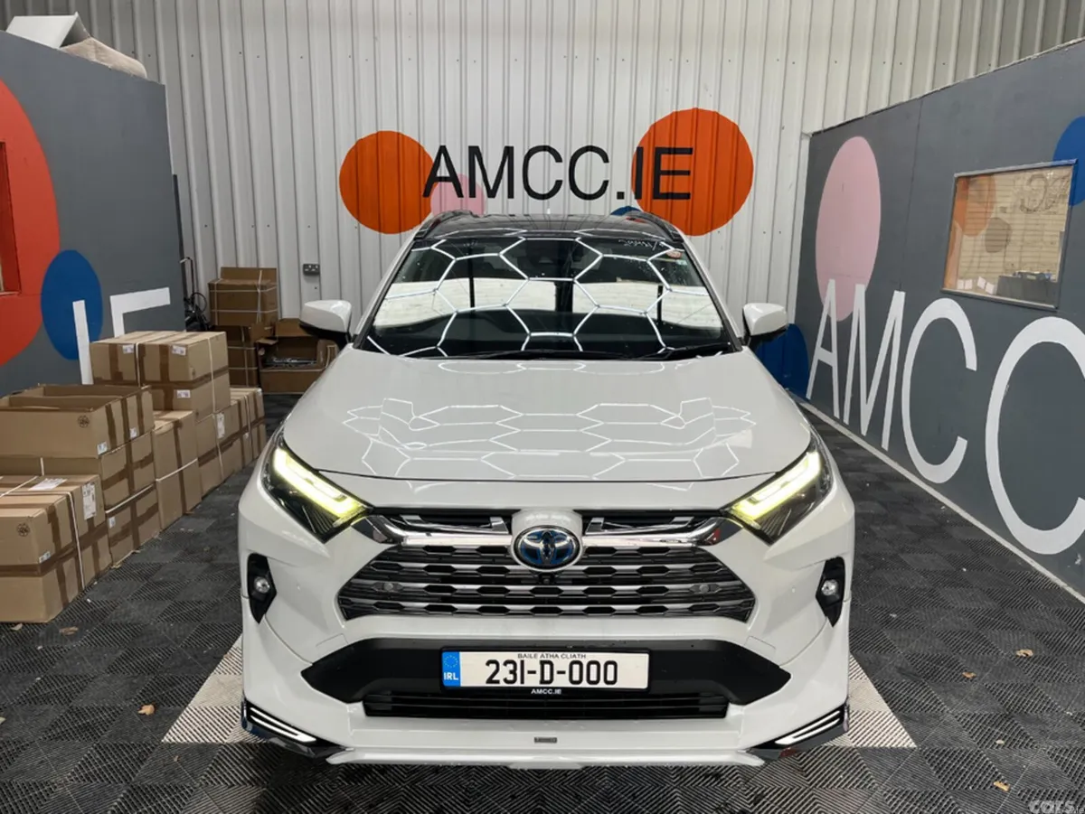 Toyota RAV4 SUV, Petrol Hybrid, 2023, White