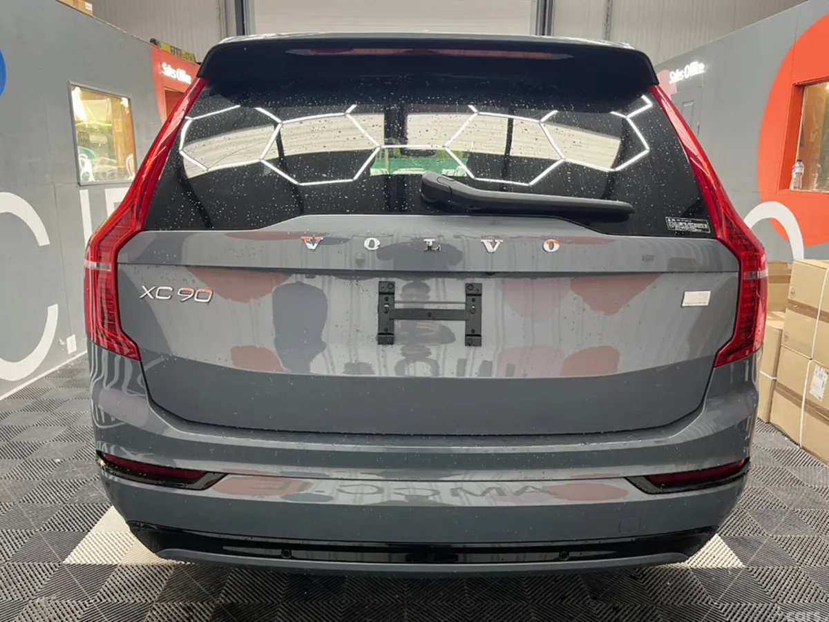 Volvo XC90 SUV, Petrol Plug-in Hybrid, 2023, Blue